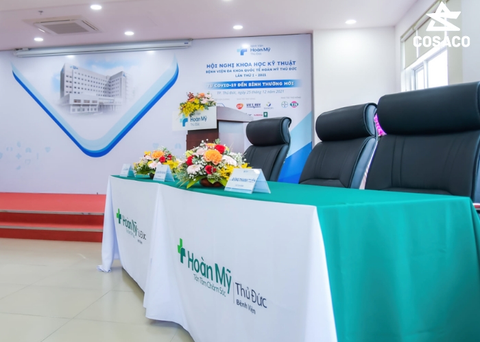 Các Chất Liệu Khăn Trải Bàn Phổ Biến Khi In Logo