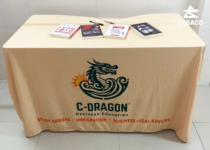 In Logo Khăn Trải Bàn Là Gì?