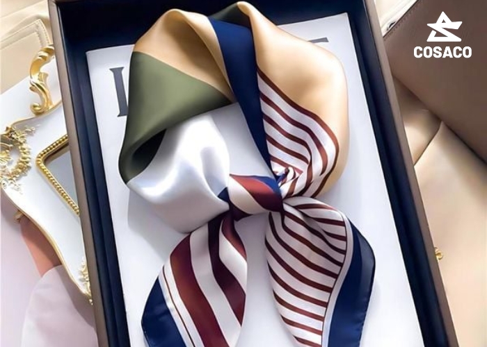 Những cách sử dụng khăn lụa vuông 70×70 đẹp và sáng tạo