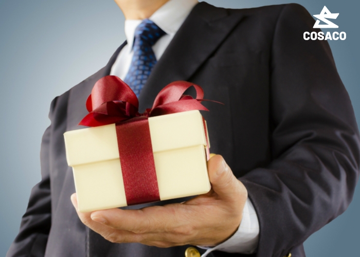 Xu hướng quà tặng khai trương công ty hiện nay