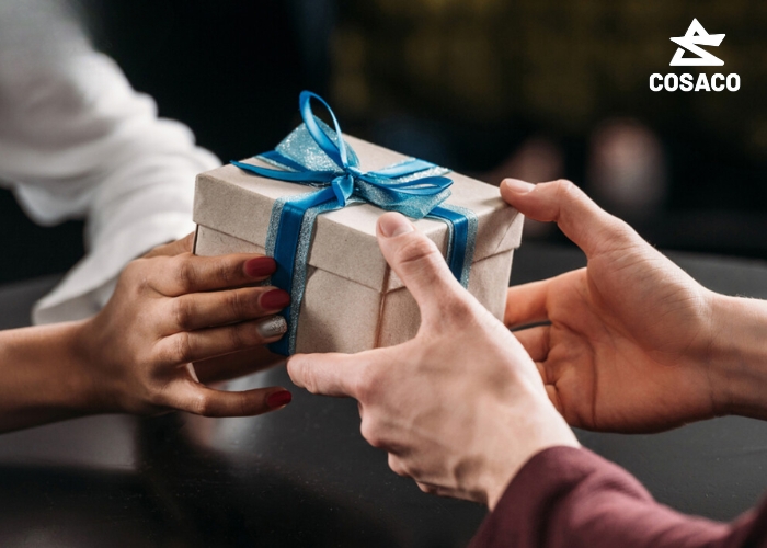 Lợi ích của quà tặng doanh nghiệp đối với thương hiệu