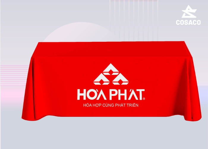 Khăn trải bàn in logo là gì?