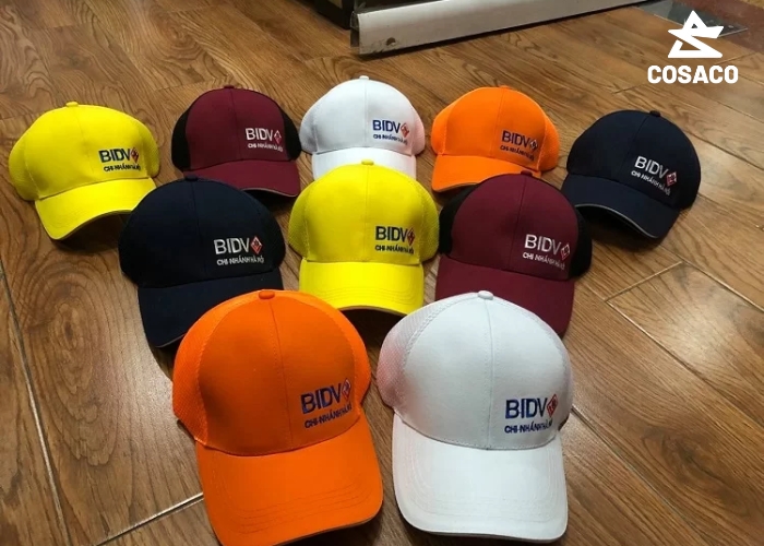 Chất liệu và kỹ thuật in thêu khi làm nón