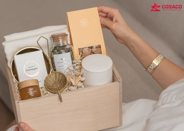 Bí quyết chọn quà tặng doanh nghiệp giá rẻ TPHCM hiệu quả nhất