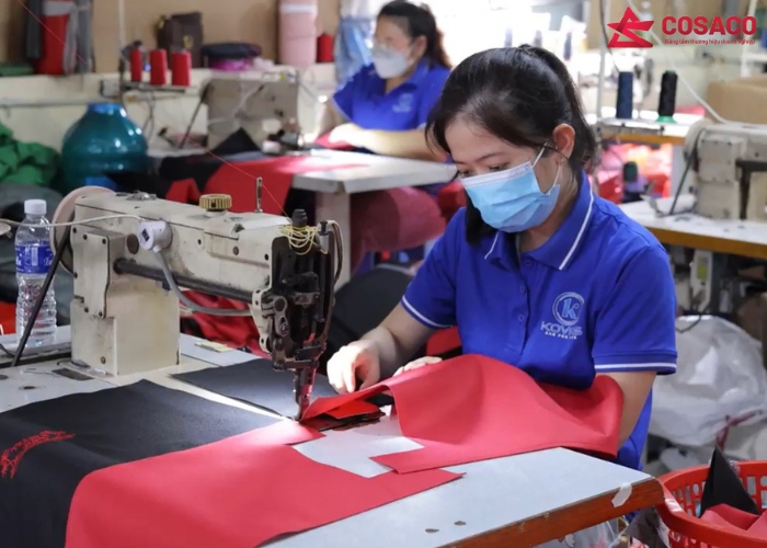 Quy trình sản xuất chuyên nghiệp tại xưởng may túi vải Canvas TPHCM