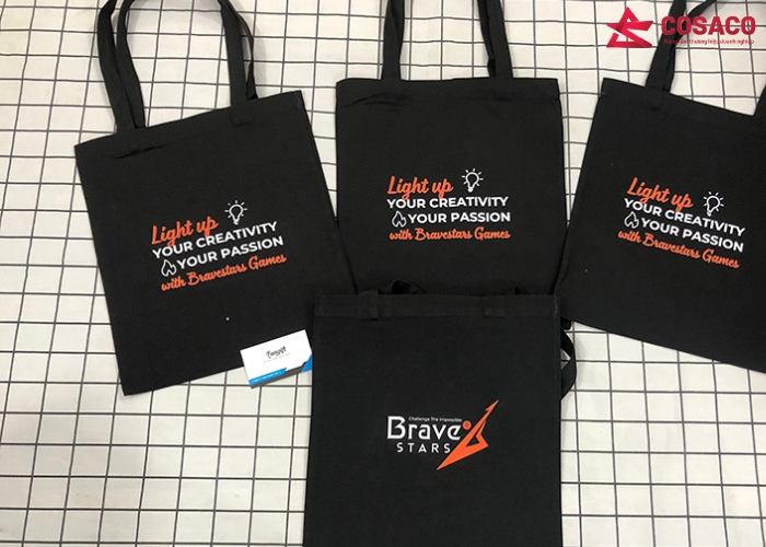 Ứng dụng thực tế của túi vải từ xưởng may túi vải TPHCM trong nhiều ngành nghề