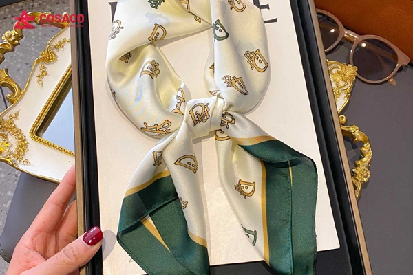 In khăn lụa theo yêu cầu