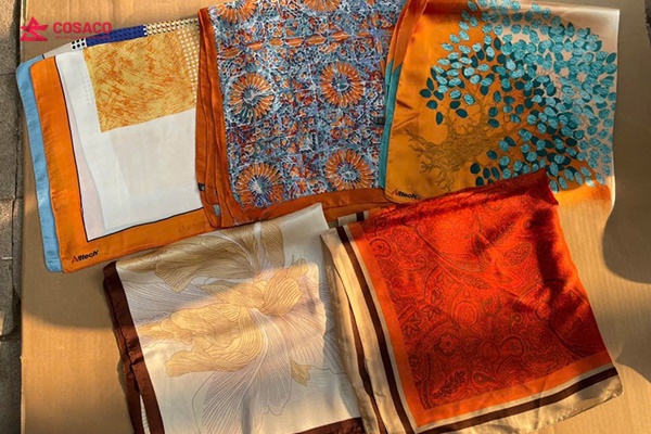 In khăn lụa theo yêu cầu TPHCM