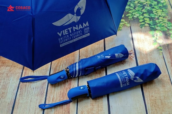 dù cầm tay in logo TPHCM