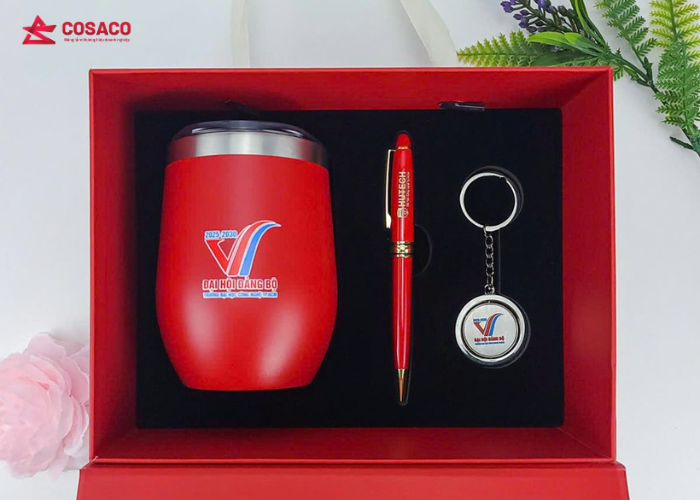 Những dịp phù hợp để tặng quà doanh nghiệp in logo