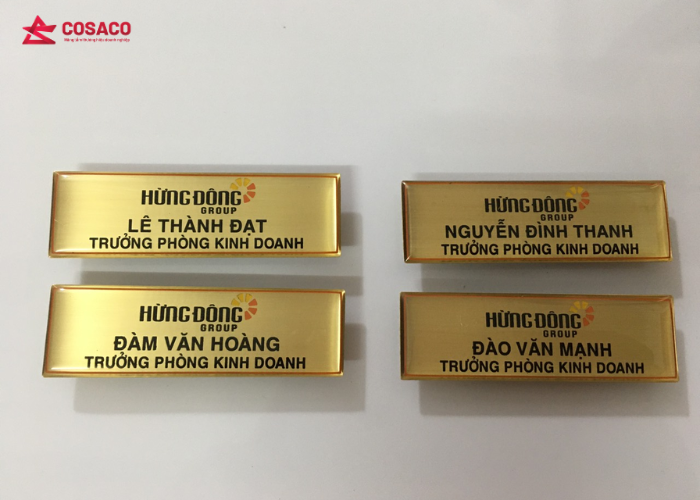 Các loại bảng tên nhân viên cao cấp phổ biến hiện nay