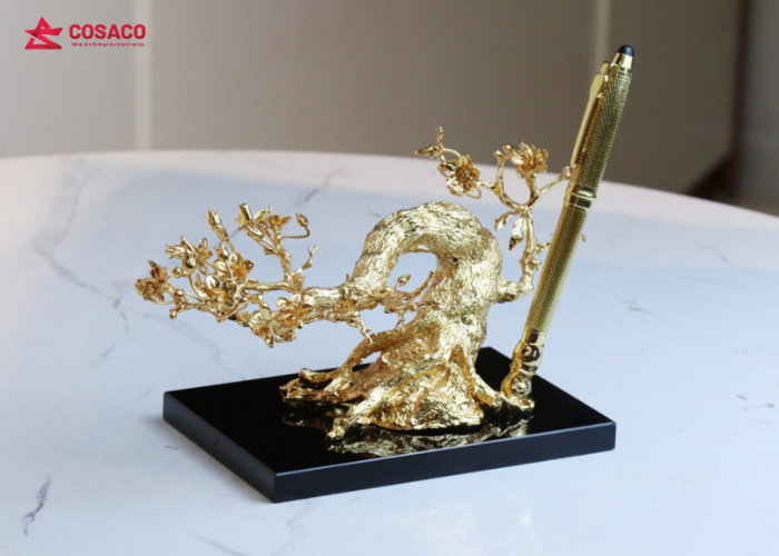Vì sao doanh nghiệp nên đầu tư quà tặng kỷ niệm 10 năm thành lập?