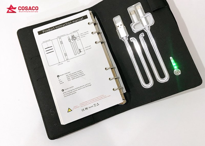Vì sao doanh nghiệp nên chọn sổ sạc đa năng 4 trong 1 làm quà tặng?