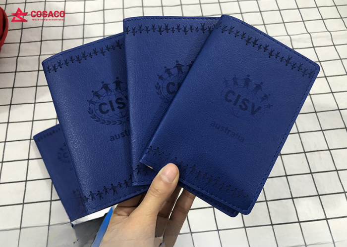 Những lưu ý khi đặt ví đựng hộ chiếu in logo làm quà tặng