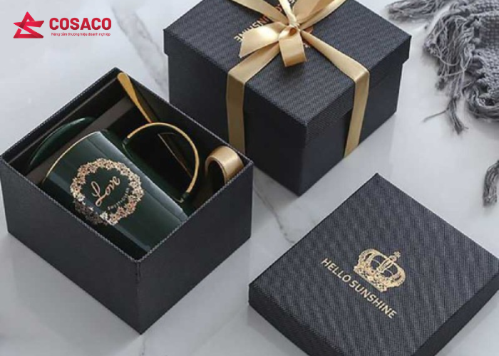 Hộp quà thiết kế riêng theo nhận diện thương hiệu