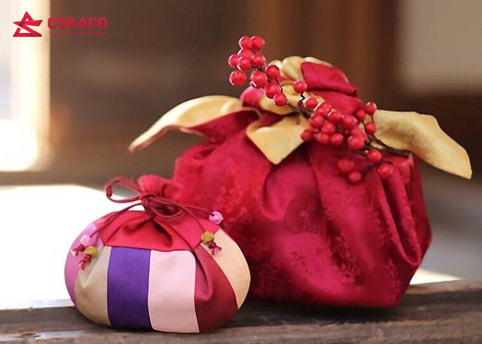 Đặc sản địa phương và sản phẩm mang bản sắc văn hóa