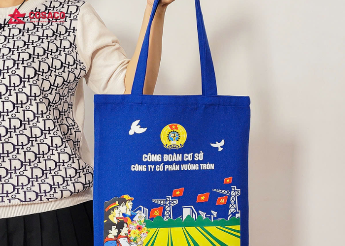 In logo lên túi canvas – Làm sao để đẹp mà vẫn giữ chất riêng?