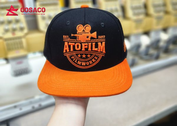 Nón snapback thêu logo nổi 3D